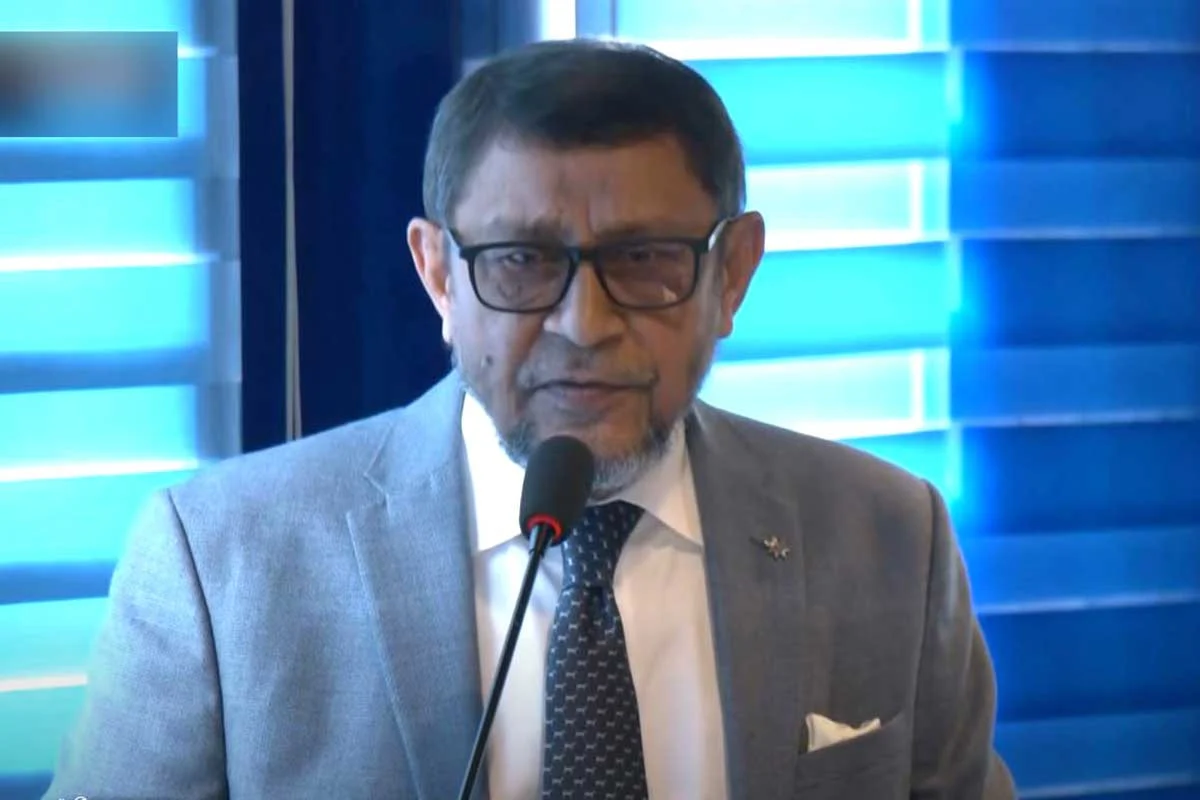 প্রধানমন্ত্রী স্বাস্থ্যখাতে তরুণ উদ্যোক্তাদের এগিয়ে আসতে উৎস...