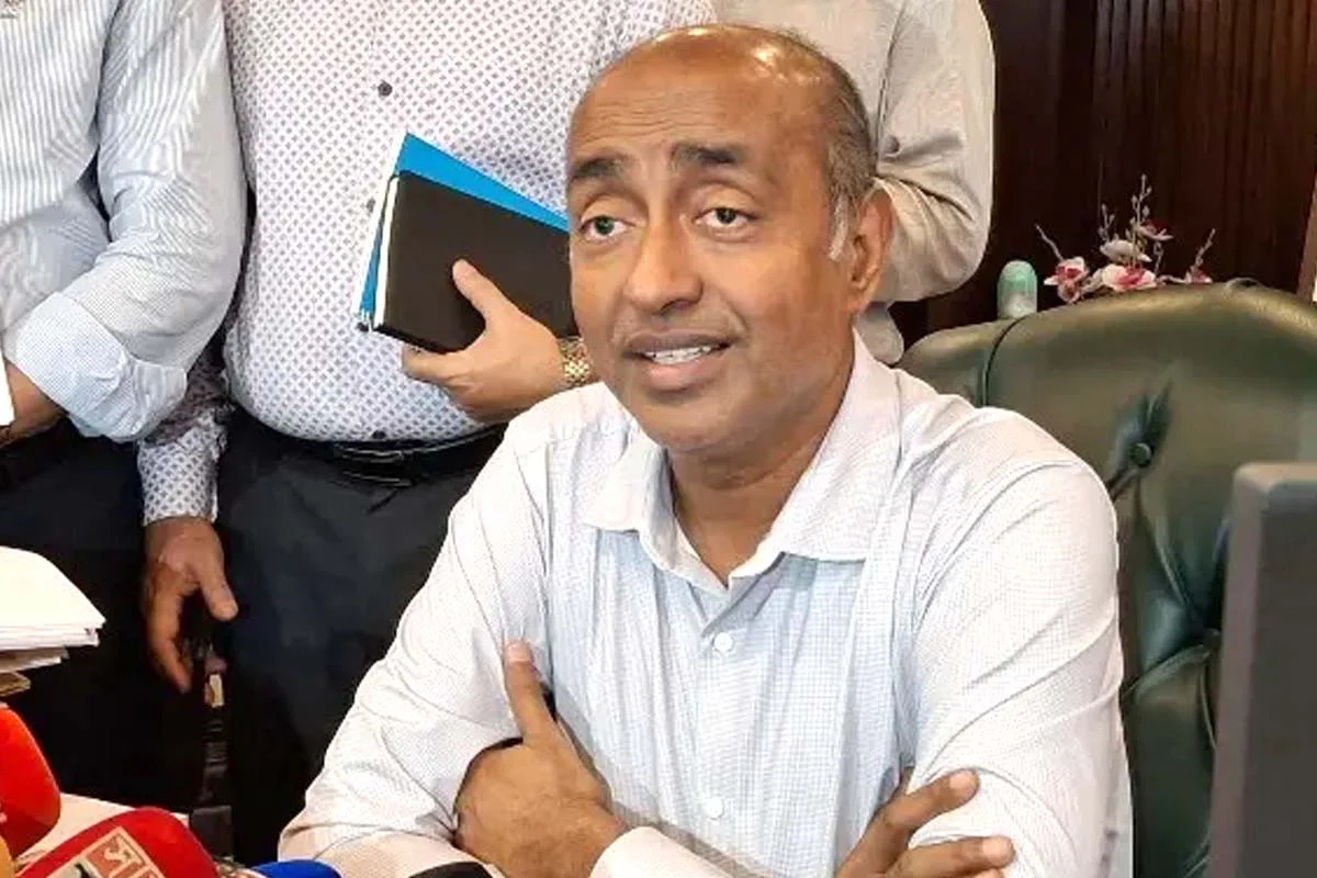 আগামী সংসদ নির্বাচন তত্ত্বাবধায়ক সরকারের অধীনে হবে: আইনমন্ত্...