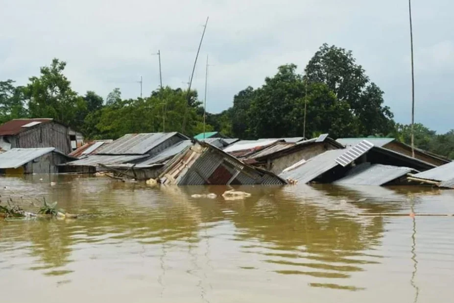 ১৩ জেলায় আকস্মিক বন্যার পূর্বাভাস
