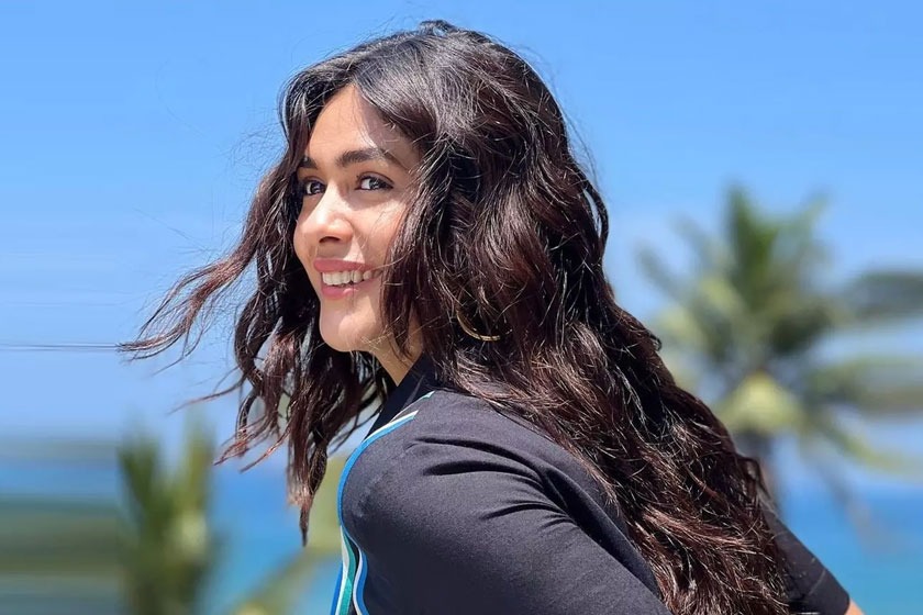 ম্রুণাল ঠাকুরের ‘পূজা মেরি জান’ এবার আসছে