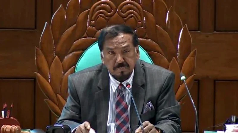 রাষ্ট্রপতির দায়িত্বে হাফিজ উদ্দিন আহমদ, প্রজ্ঞাপন জারি