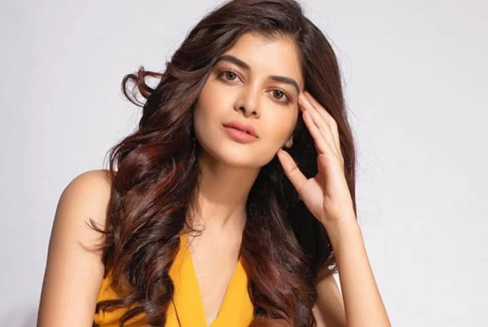 ঢাকাই সিনেমায় অভিষেক হচ্ছে মধুমিতা সরকারের