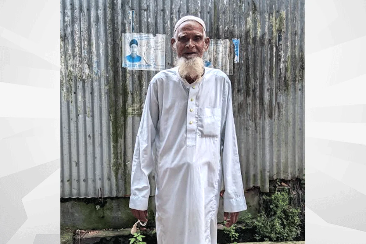 ১৫ বছর আগের ১০০ টাকা পরিশোধে পাওনাদারের বাড়িতে বৃদ্ধ