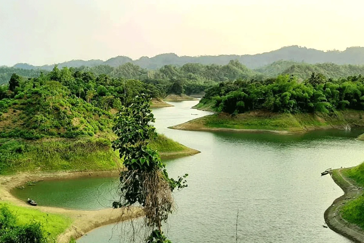 পর্যটক কমেছে রাঙামাটিতে, ক্ষতির মুখে সংশ্লিষ্টরা
