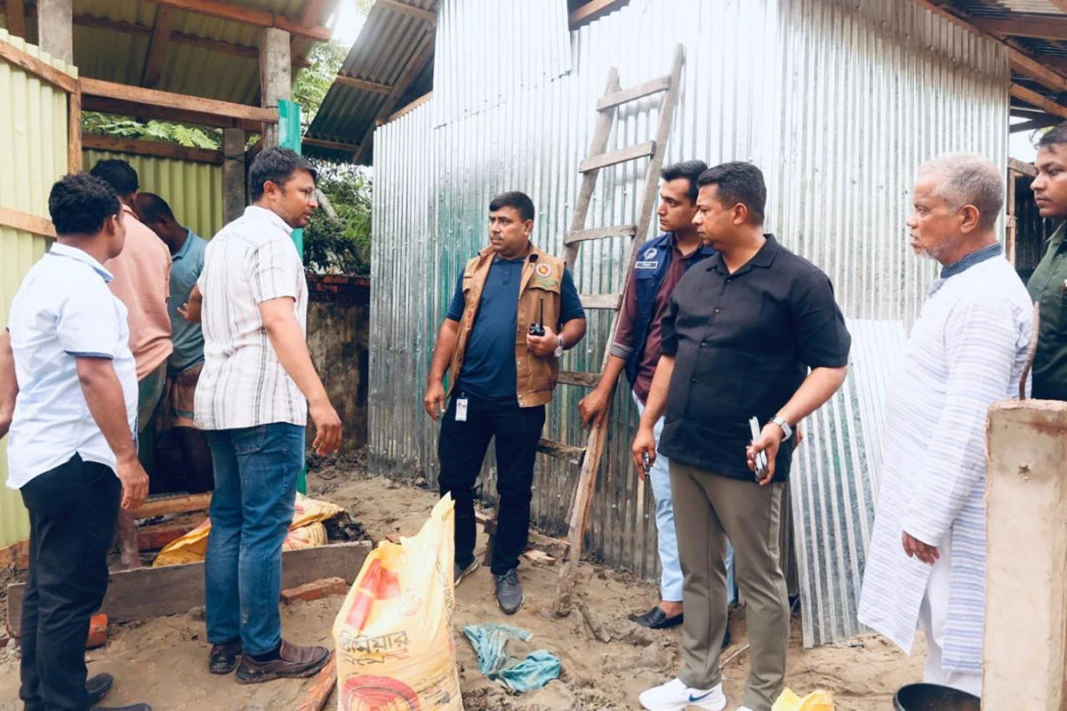 প্রধানমন্ত্রীর দেওয়া নতুন ঘর পাচ্ছে বাঁশখালীর ১০০ পরিবার