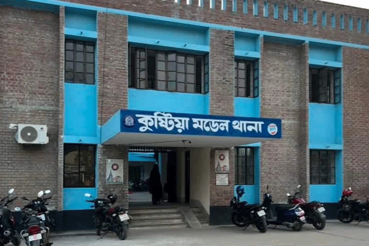 কুষ্টিয়ায় ফলের দোকানে বিদ্যুৎস্পৃষ্টে শ্রমিকের মৃত্যু