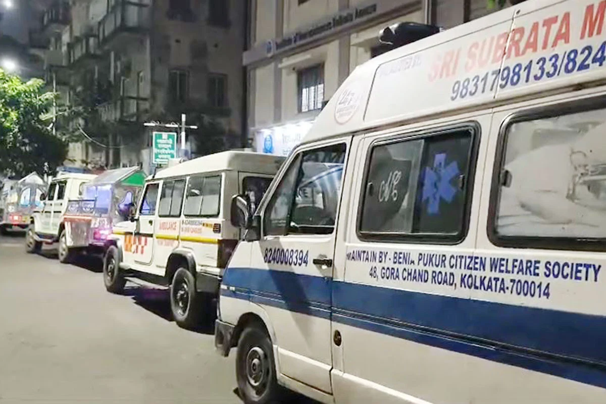 কলকাতায় সাত বাংলাদেশির মরদেহ পরিবারের সদস্যের হাতে হস্তান্তর