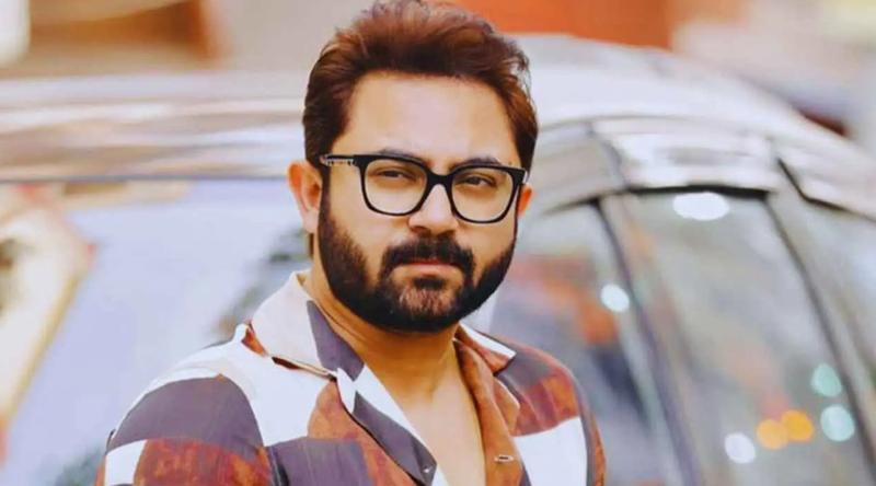 পাওনা টাকা চাওয়ায় কাঠমিস্ত্রিকে বেধড়ক মারধর সোহমের