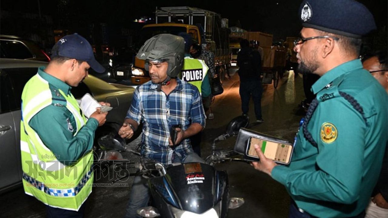 রাজধানীতে ২৪ ঘণ্টায় ৫২২ জন গ্রেফতার, উদ্ধার ইয়াবা-গাঁজা ও সো...