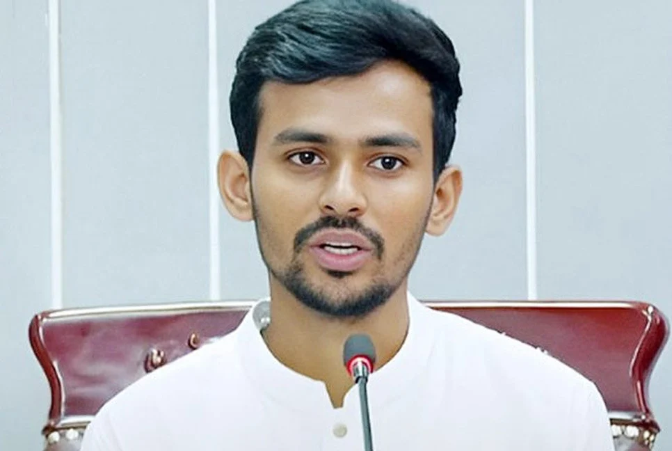 দুর্নীতি ও অনিয়মের অভিযোগে আসিফ মাহমুদের বিরুদ্ধে দুদকের অনু...