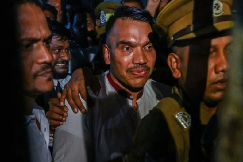 শ্রীলঙ্কার সাবেক প্রেসিডেন্টের ছেলে গ্রেফতার