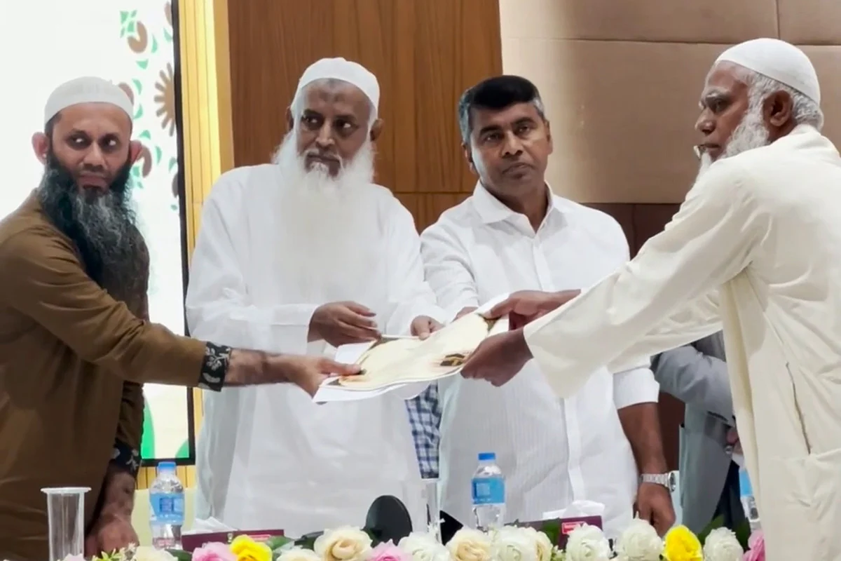 হজের নিবন্ধন সুষ্ঠুভাবে করতে সৌদির সঙ্গে নিয়মিত যোগাযোগ রাখছ...