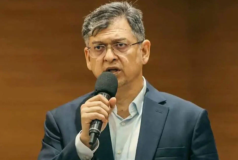 রোহিঙ্গা সংকট এখন আঞ্চলিক নিরাপত্তার জন্যও হুমকি: স্বরাষ্ট্র...