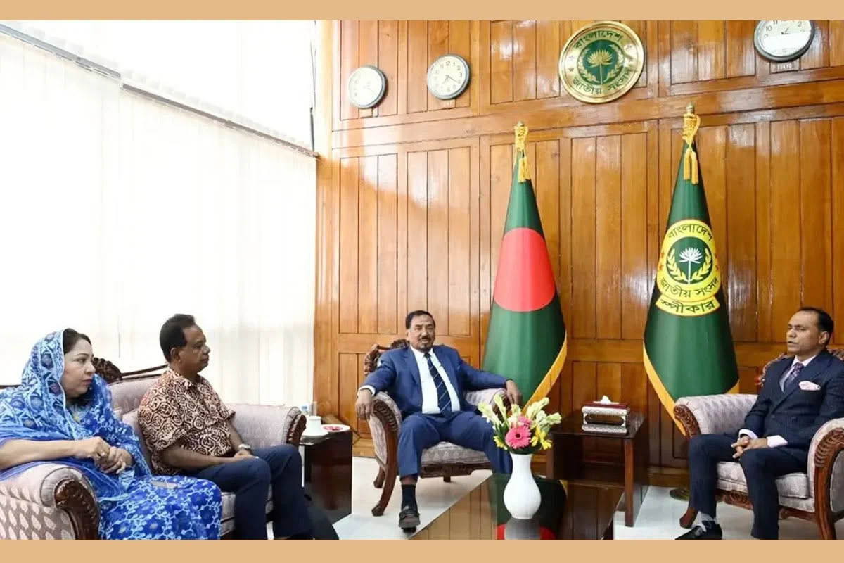 পেপারবিহীন সংসদ প্রতিষ্ঠায় ই-পার্লামেন্ট চালুর উদ্যোগ